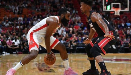 华体会官方网-被火箭要价吓退 热火追求哈登失败还能如何升级？